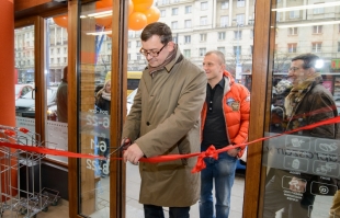 400. sklep franczyzowy Carrefour w Polsce i 100. w Warszawie 